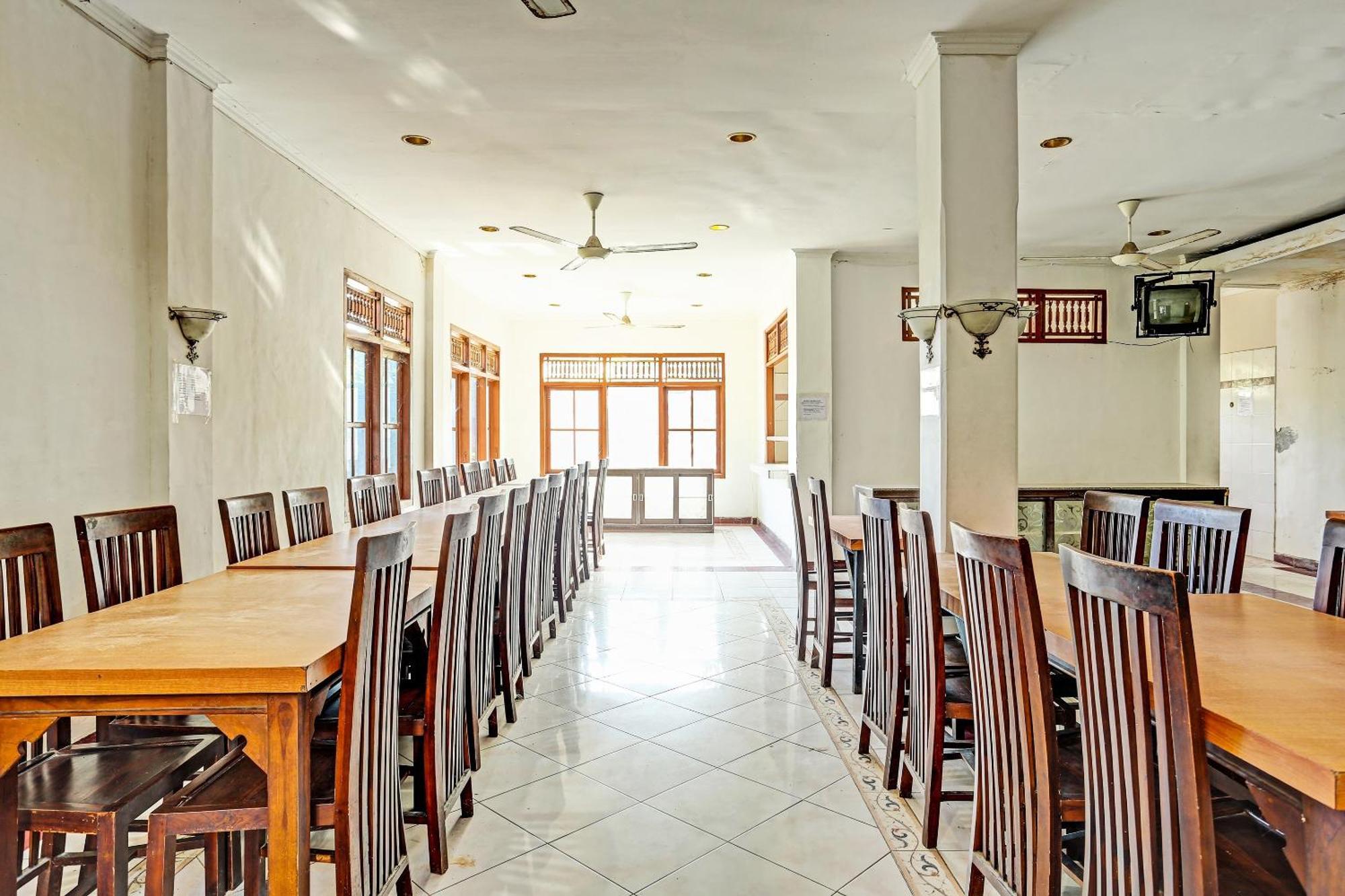 Hotel Oyo Collection O 91125 Puri Dewa Bharata Jimbaran Exteriér fotografie