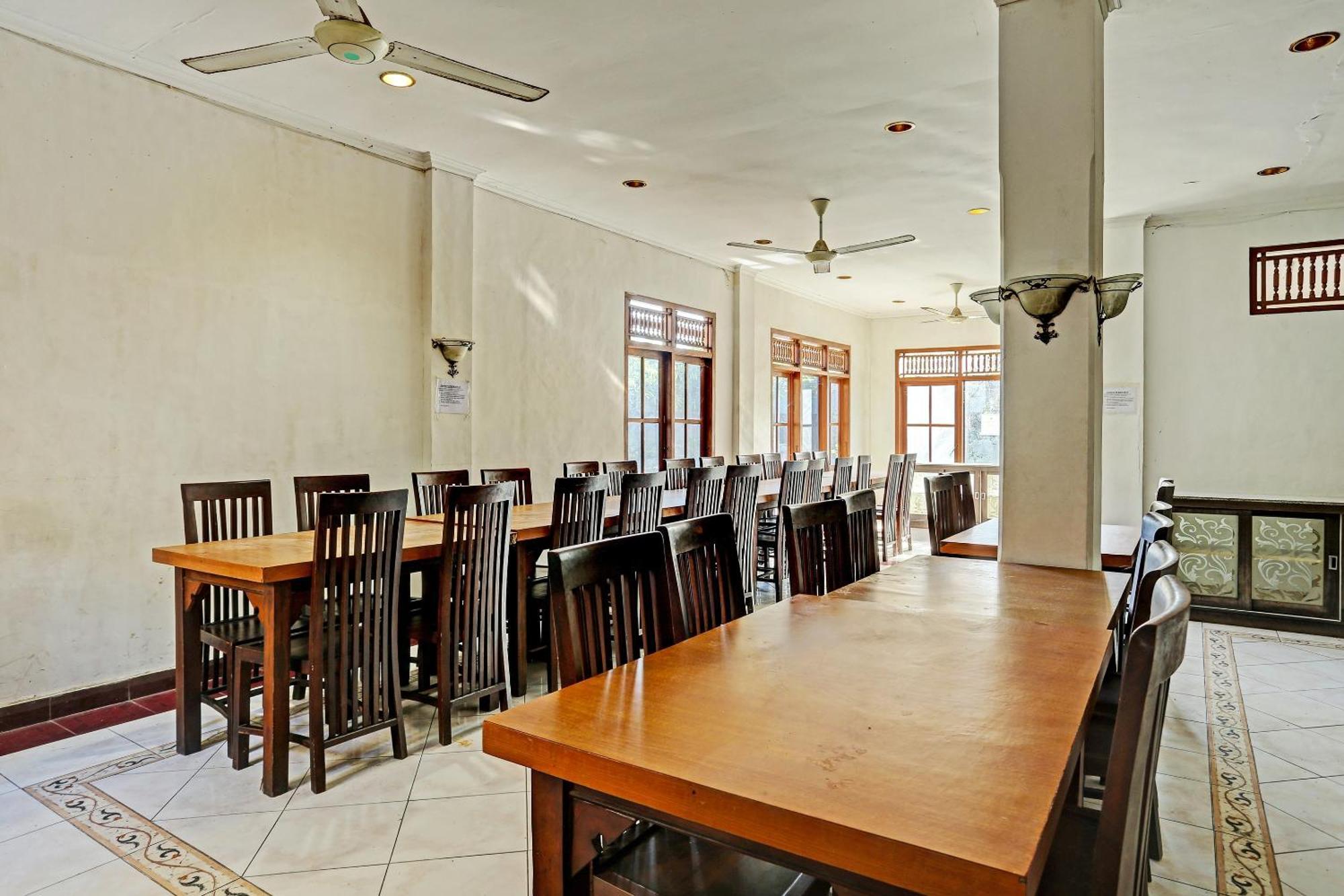 Hotel Oyo Collection O 91125 Puri Dewa Bharata Jimbaran Exteriér fotografie